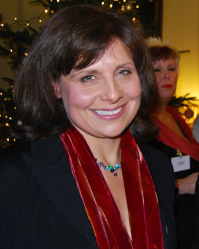Portrait photograph of Rebecca Front